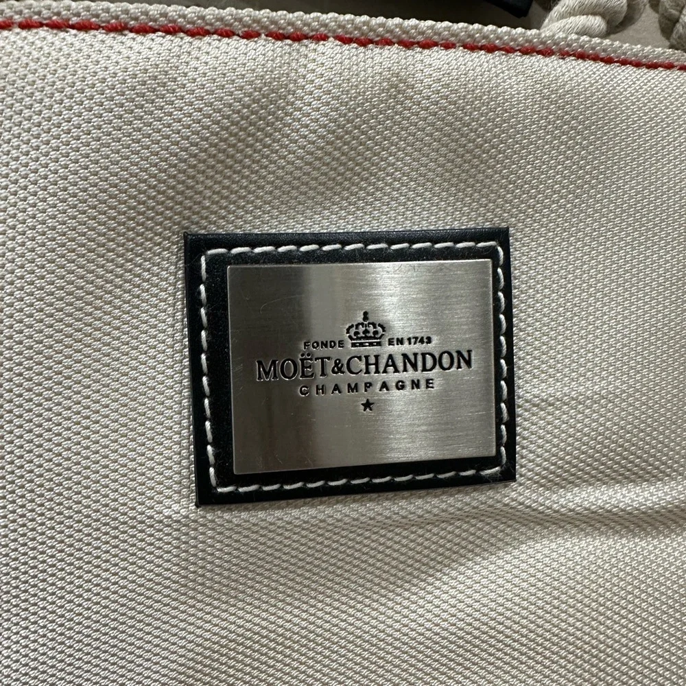 Moët & Chandon Champagne Insulated Wine Bottle Tote / Carrier